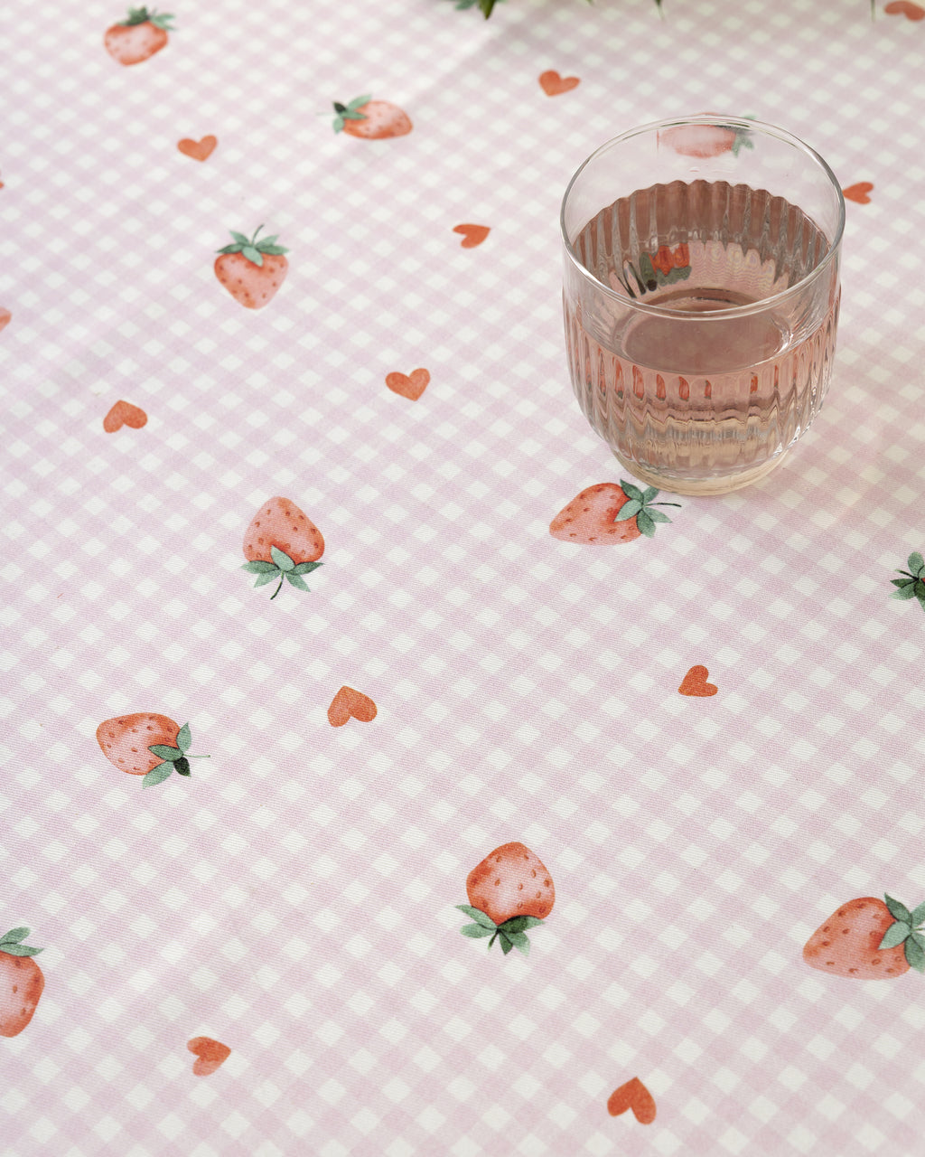 Τραπεζομάντηλο 140x180 - Strawberry Love