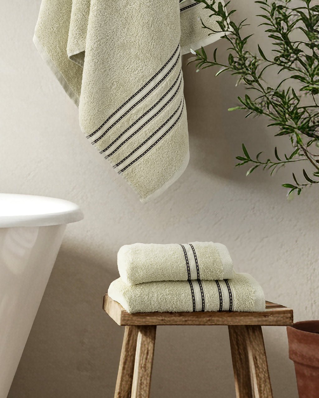 Σετ Πετσέτες (30x50 + 50x90 + 70x140) - Lorena Light Green